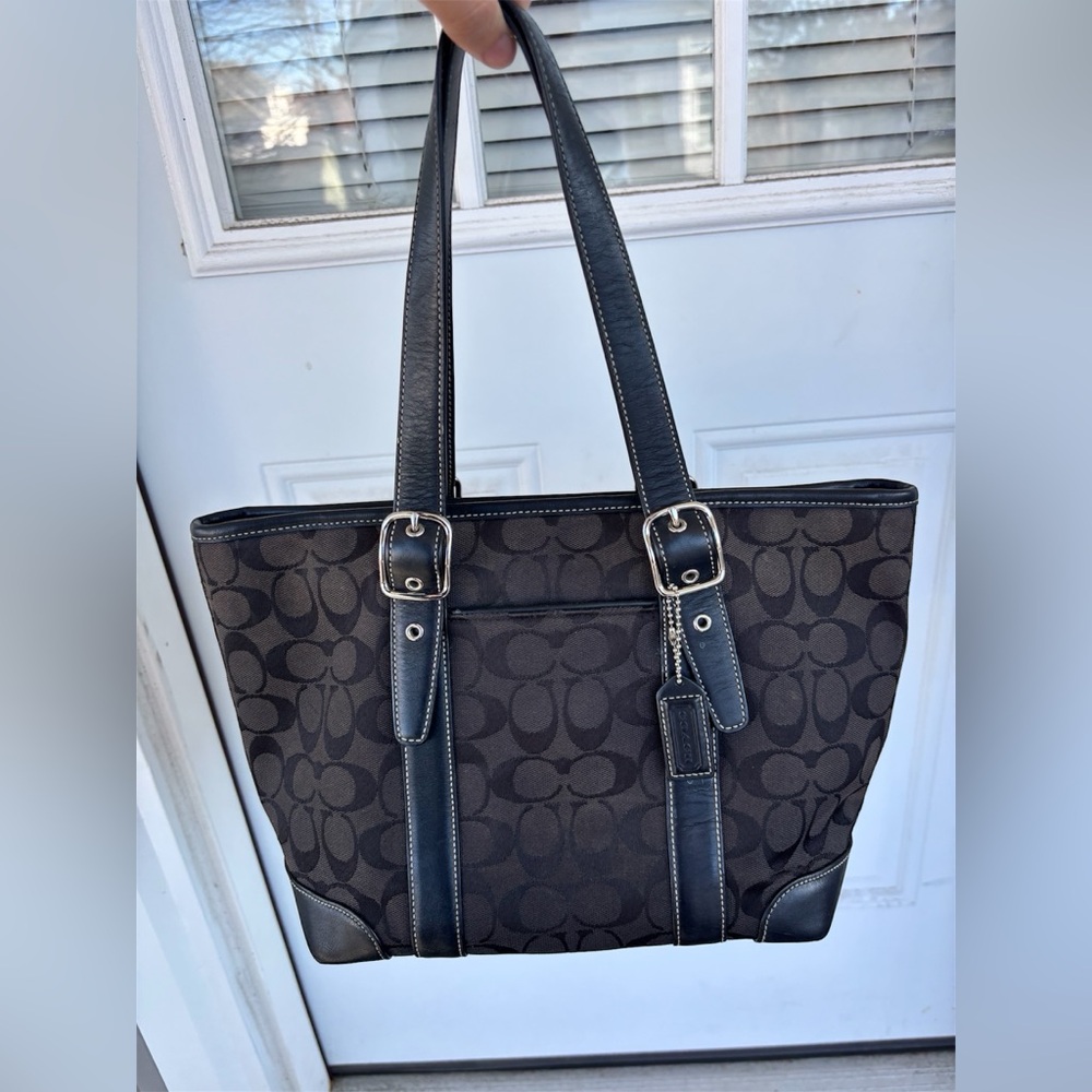 Vintage Coach Black Signature Tote Bag - Picture 4 of 12
